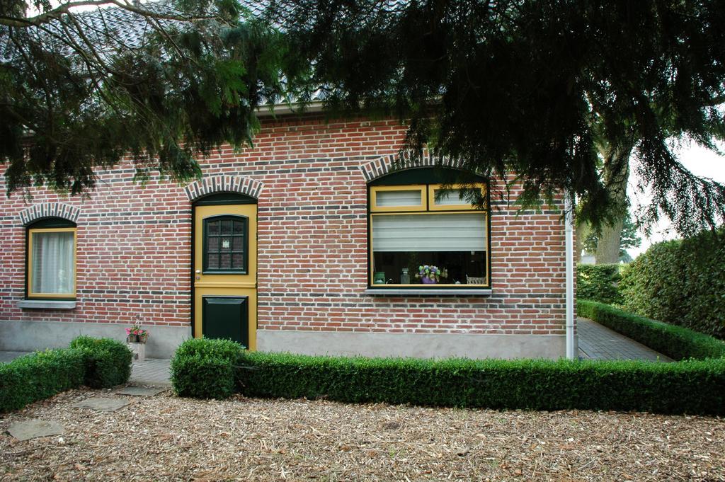 Bed and Breakfast Huize Ouwervelden à Wouwsche Plantage Extérieur photo