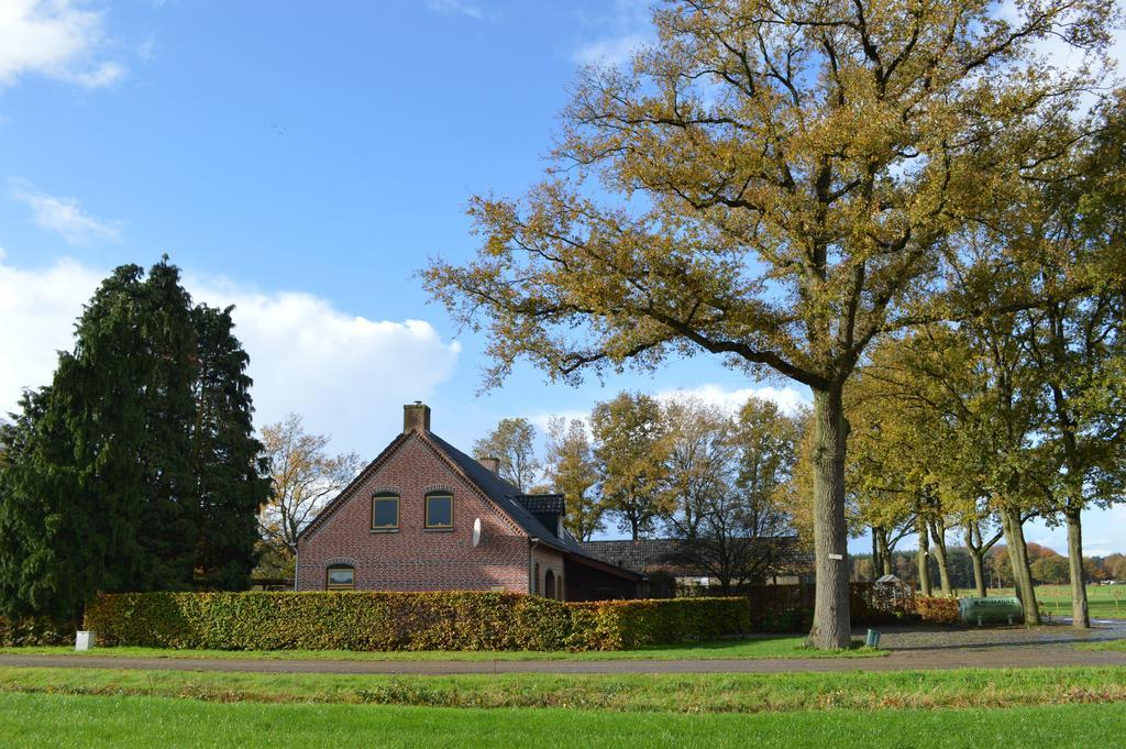 Bed and Breakfast Huize Ouwervelden à Wouwsche Plantage Extérieur photo